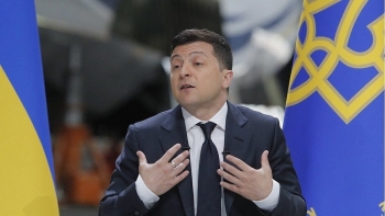 Tổng thống Ukraine sẽ trưng cầu dân ý cắt đứt quan hệ với Donbass?
