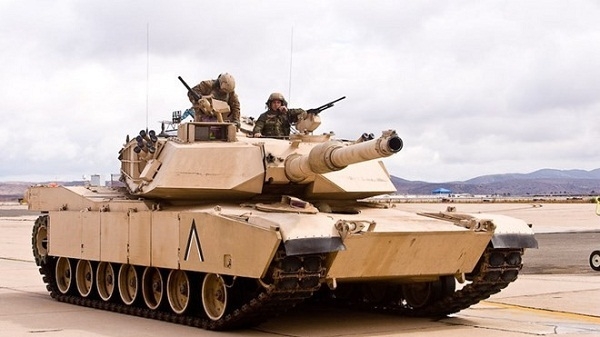 Xe tăng Abrams của Mỹ bất ngờ xuất hiện gần biên giới Belarus