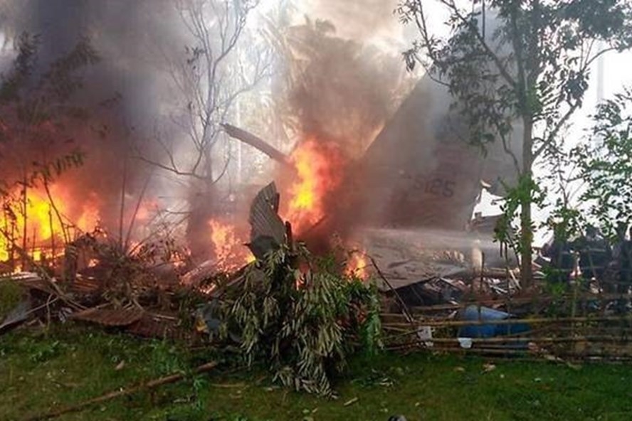 Rơi máy bay quân sự ở Philippines khiến ít nhất 17 người thiệt mạng