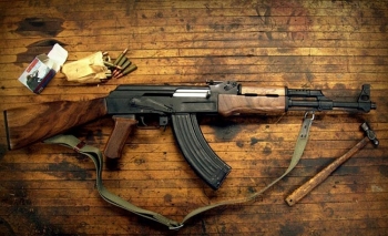 Súng trường AK-47 và AK-74, loại nào ưu việt hơn?