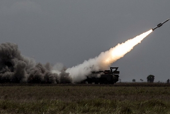 Phòng không Nga bắn hạ toàn bộ số tên lửa bay về phía Syria