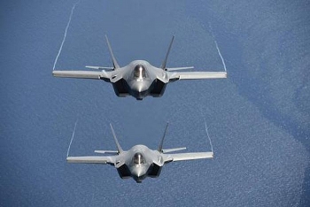 Tiêm kích F-35 chặn máy bay tác chiến điện tử đối phương dễ dàng