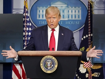 ong trump nga dot chay giai doan khi san xuat vaccine ngua covid 19