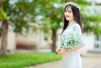 ve dep gay thuong nho cua nu sinh vua xuat sac dat 3 diem 10 ky thi tot nghiep thpt quoc gia 2020