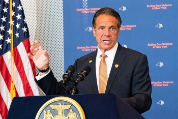 tong thong biden keu goi thong doc new york tu chuc vi be boi quay roi phu nu