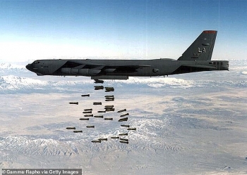 Mỹ điều máy bay B-52 tấn công Taliban