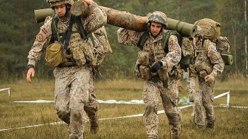 latvia ban bo tinh trang khan cap lo ngai xung dot vu trang voi belarus
