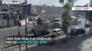 Video: Quân đội chính phủ Afghanistan tháo chạy trước làn sóng tấn công ồ ạt của Taliban