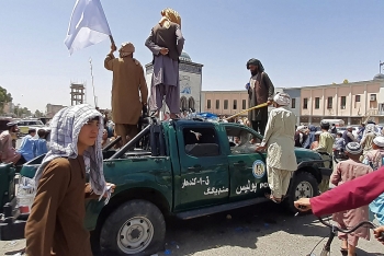 Taliban đánh chiếm thần tốc, chỉ còn cách thủ đô Kabul 50km