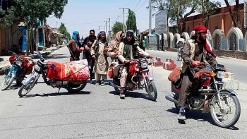 taliban thua thang tien vao kabul tu moi nga duong