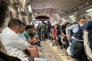 taliban ho tong nhan vien ngoai giao va cong dan an do ve nuoc