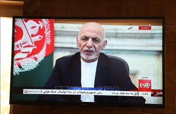 Tổng thống Afghanistan tiết lộ đang đàm phán về việc quay trở lại đất nước
