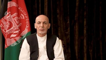 cuu tong thong afghanistan phan hoi thong tin om tien thao chay khoi kabul
