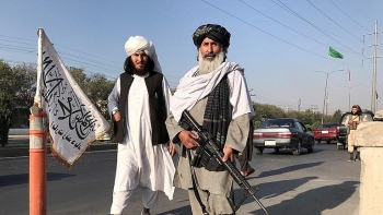 taliban thanh lap tieu vuong quoc hoi giao afghanistan tuyen bo loai bo moi nen tang dan chu