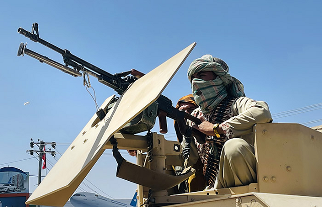 taliban khong cho may bay quan su ukraine dap xuong kabul