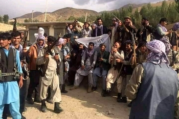 phe chong taliban tai chiem mot tinh dong bac afghanistan