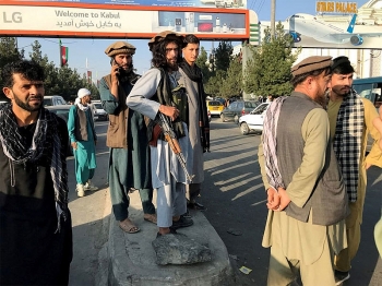 taliban tuyen tu hinh anh trai thong dich vien da ho tro cho quan doi my