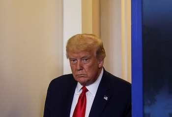 ong trump cam thay co don vi bi ban be xa lanh