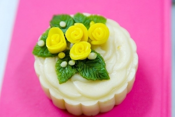 cach lam banh trung thu hoa noi cuc don gian lam la thanh cong