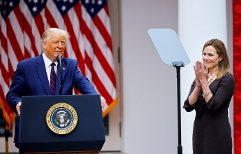 ong biden canh bao tham phan toi cao ma trump vua de cu se mo ra mot thoi ky den toi cho nuoc my