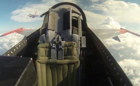Video: Mỹ thử nghiệm QF-16, phô diễn khả năng tấn công khiến đối thủ rụng rời