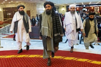 taliban chot vi tri dung dau chinh phu moi o afghanistan