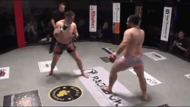 Video: "Dị nhân" MMA gây sốc khi hạ đối thủ chỉ sau 11 giây
