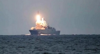 tong thong putin het loi ca ngoi vu phong thanh cong ten lua sieu thanh zircon