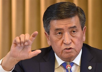 Tổng thống Kyrgyzstan sẵn sàng từ chức khi nội các mới được thành lập