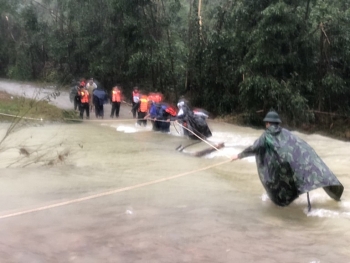 Huy động gần 1.000 người tìm kiếm, cứu nạn tại khu vực thủy điện Rào Trăng 3