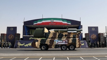 lenh cam van vu khi cua iran chinh thuc duoc do bo bat chap nhung keu goi gia han cua my