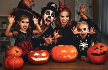 halloween la ngay gi nguon goc cua le hoi hoa trang halloween