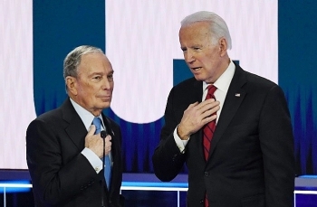 ty phu bloomberg bao tay chi 15 trieu usd dang quang cao ung ho ong biden trong tuan cuoi tranh cu