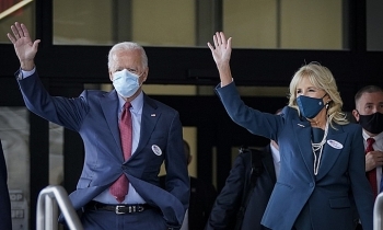 u ng cu vien biden di bo phie u so m ta i bang delaware
