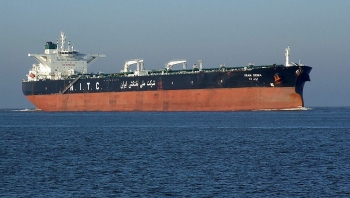 Mỹ đã bán xong toàn bộ 1,1 triệu thùng dầu trên 4 tàu Iran bị bắt giữ, thu về hơn 40 triệu USD