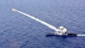 Ấn Độ khai hỏa tên lửa chống hạm công lực khủng khiếp nhắm vào tàu quét mìn trên vịnh Bengal