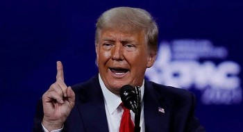 cuu tong thong trump khoi kien de lay lai tai khoan twitter