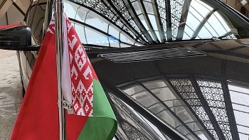 tong lanh su quan belarus tai new york bat ngo ngung hoat dong