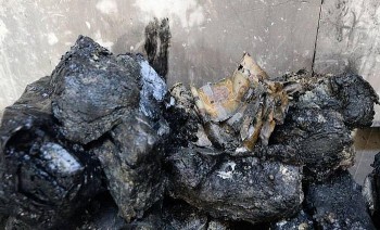 gioi chuc iraq phat hien hang tram boc tien do nhom khung bo is cat giau