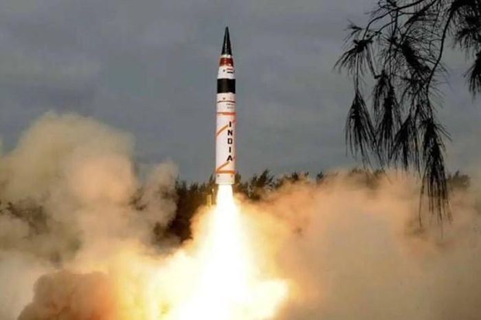 Ấn Độ thử thành công tên lửa đạn đạo Agni-5