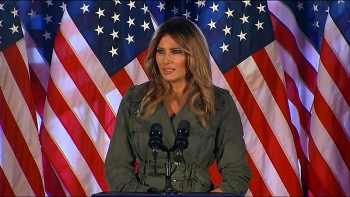 phu nhan tong thong trump ra don cong kich manh me doi thu cua chong