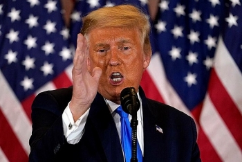 chien dich cua ong trump dam don kien o bang chien dia arizona