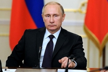 tong thong putin bat ngo cach chu c mo t loa t bo truo ng