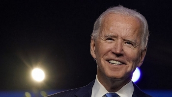ong biden can nhac kien co quan hoan cong nhan chien thang sau ngay bau cu