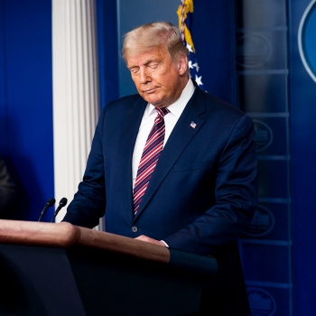ong trump thua kien lien tiep o 3 bang chien dia cong ty luat co dong thai rut lui