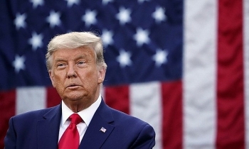nhieu nguoi phan tam voi mau toc moi khoi bac tu nhien cua ong trump