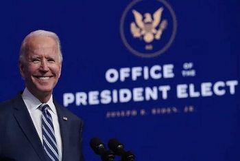 ong biden giao trong trach noi cac cho hang loat nhan su nu
