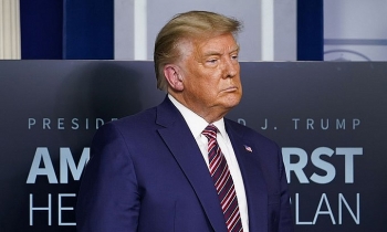 tro ngai bat ngo ngang duong ong trump khi dang ram rich len ke hoach tai dau vao nam 2024