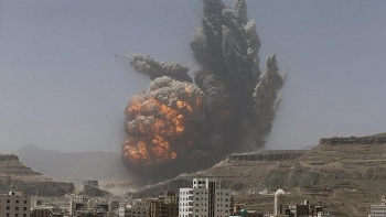 Saudi Arabia nổi giận trút mưa bom vào các mục tiêu của Houthi ở Yemen để trả đũa