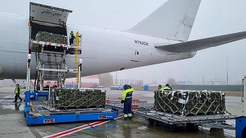 washington bat ngo tiet lo so dan duoc chuyen cho ukraine